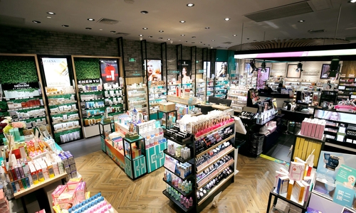 精妝聯(lián)華 多品牌美妝門店的運(yùn)營(yíng)革命，讓管理化繁為簡(jiǎn)